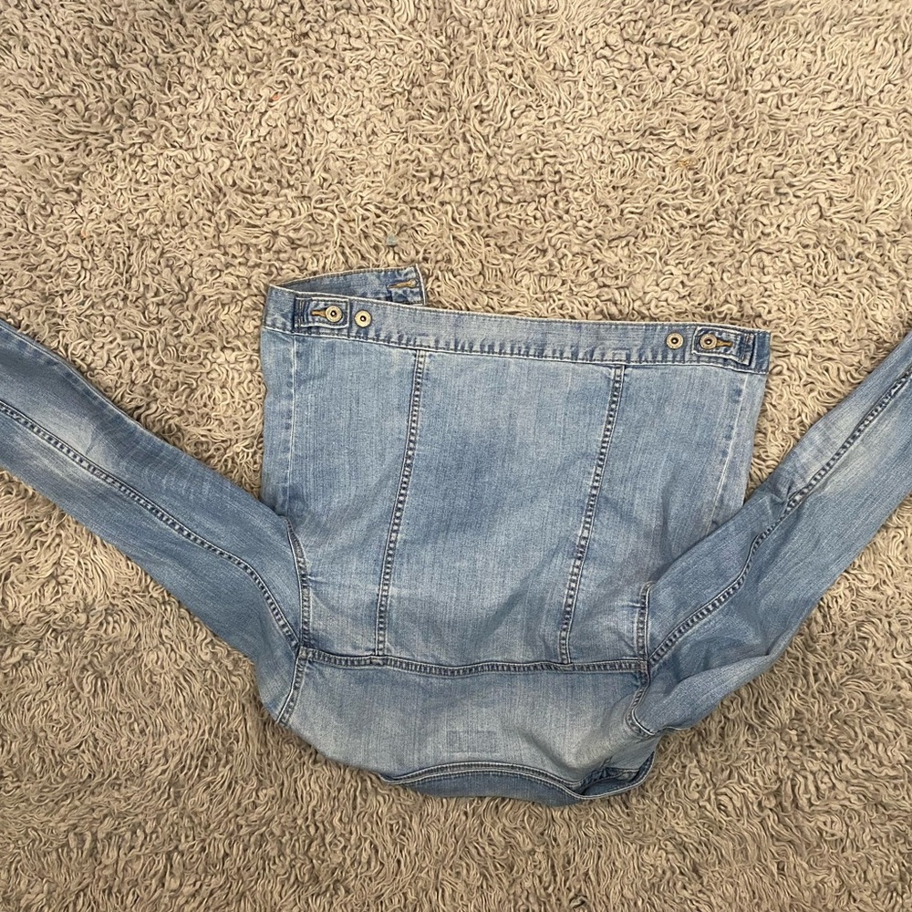 ARIZONA light wash denim jacket